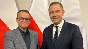 Odpowiedzi radnego PiS. Piotr Karwan o kontrowersyjnym przetargu