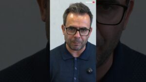 Zaczęła po prostu przeginać